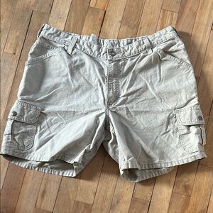 Carhartt Cargo Shorts in Light Khaki